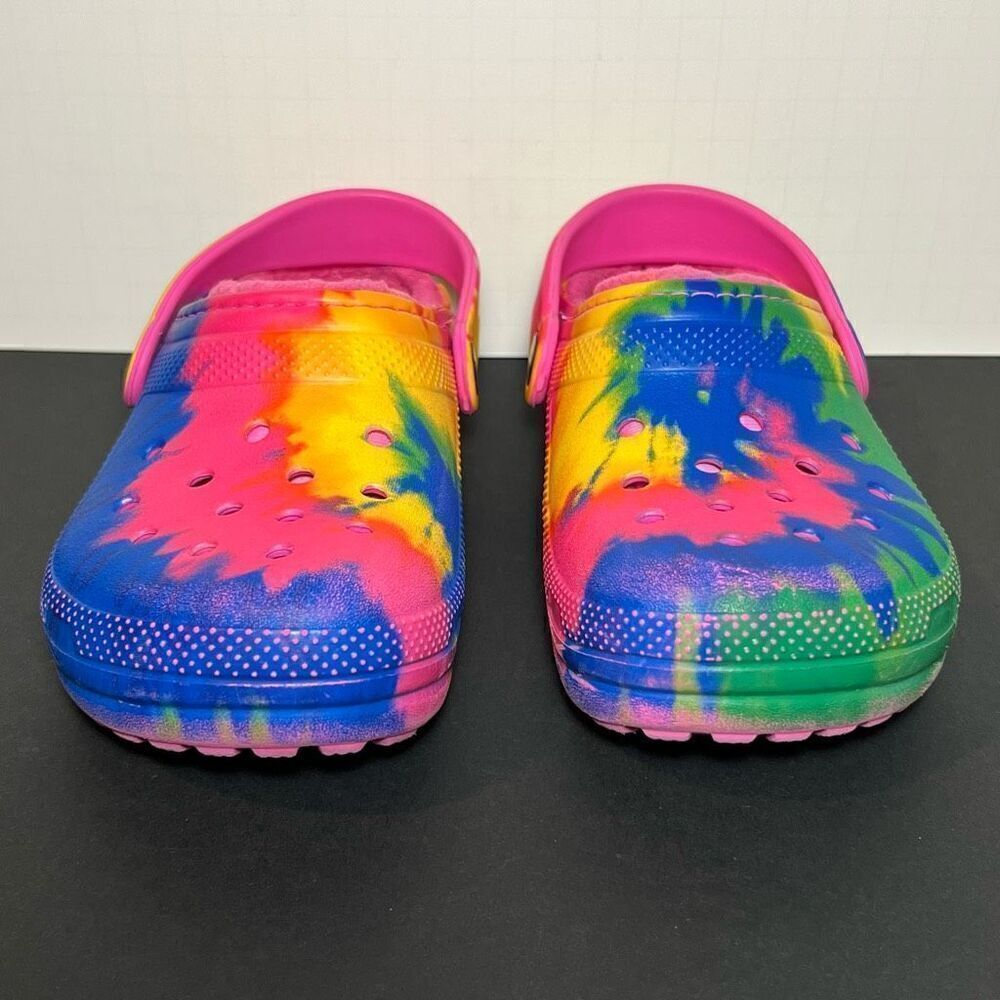Kids CROCS Classic Tie Dye Faux Fur Lined Clogs / Size 2 - Picture 2 of 8